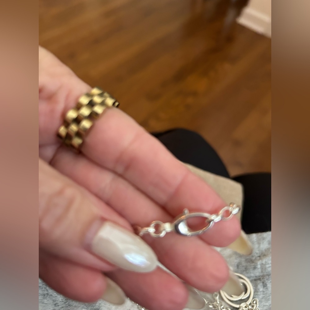 Gucci Silver Marmont Pendant Necklace - Picture 5 of 15